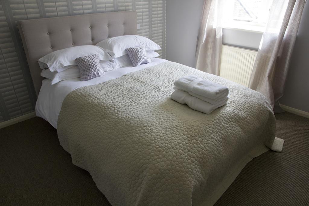 The Greenman Fownhope Hereford Room photo